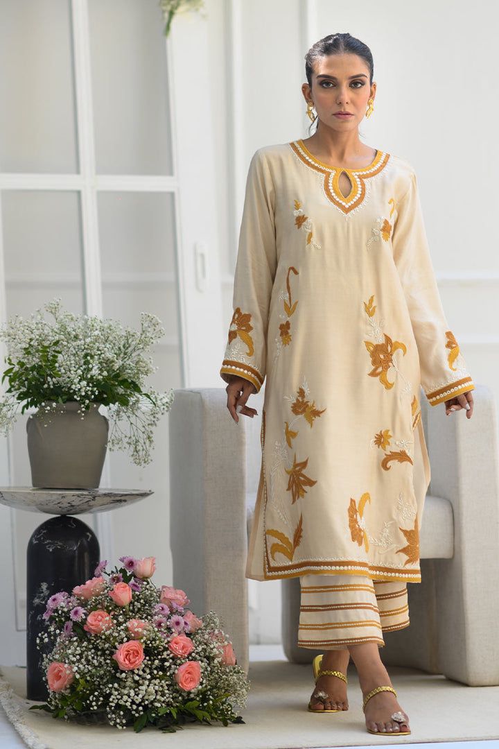 URGE/BATIK 2pc Wedding Summer Collection&nbsp; Code:1004